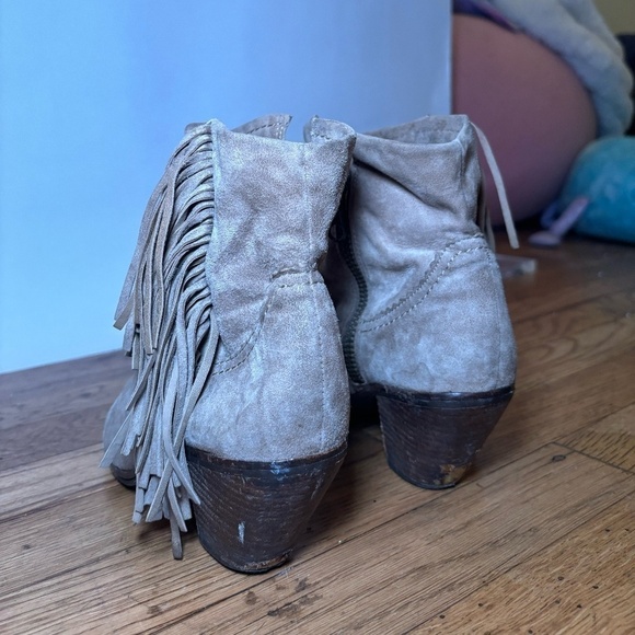 Sam Edelman Suede Fringe Ankle Boots Size 7M - Picture 2 of 13